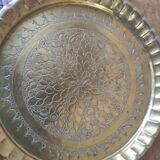 Ancien plateau marocain en laiton