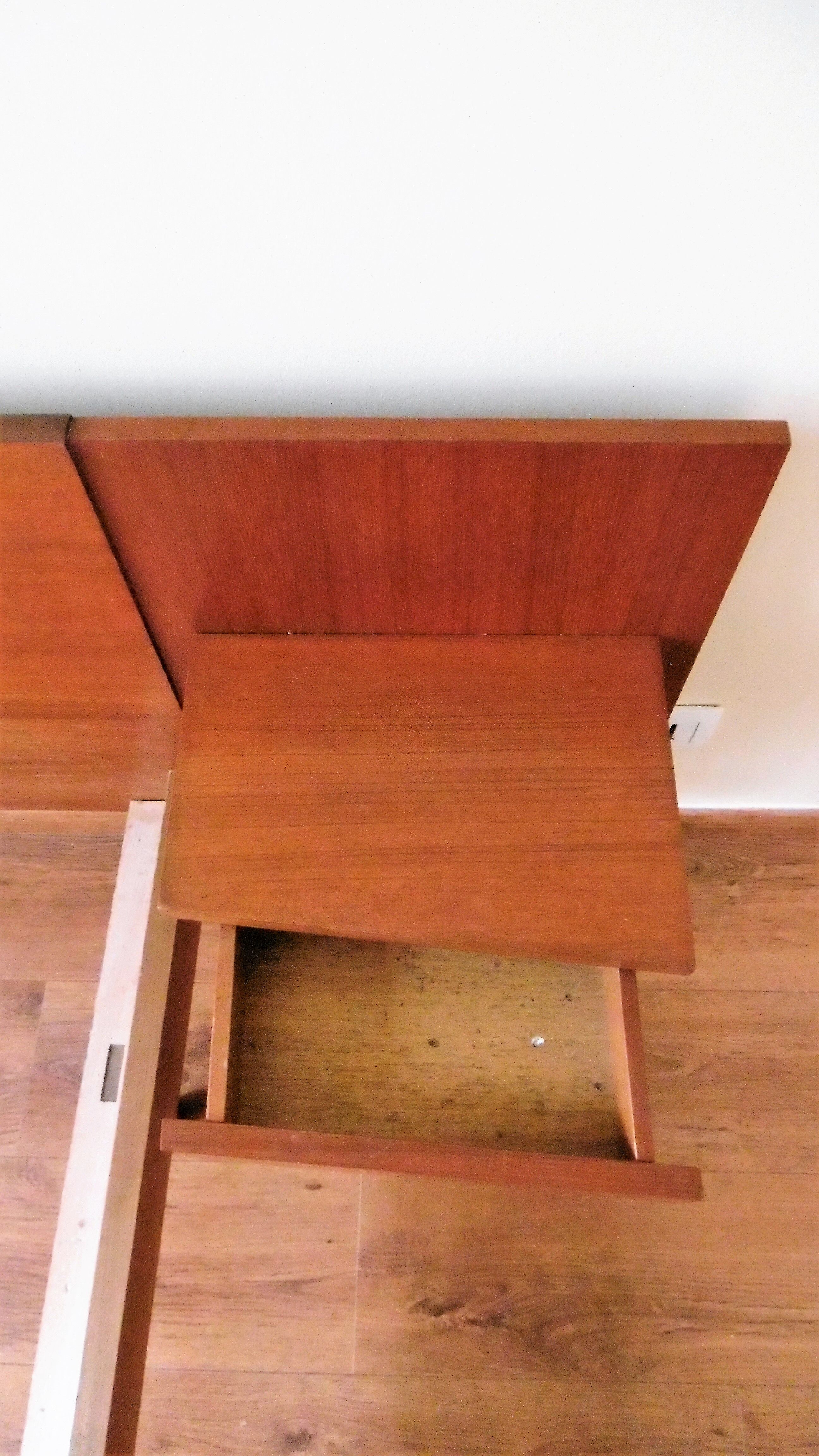 Scandinavian style bed in 140 with two integrated nightstands