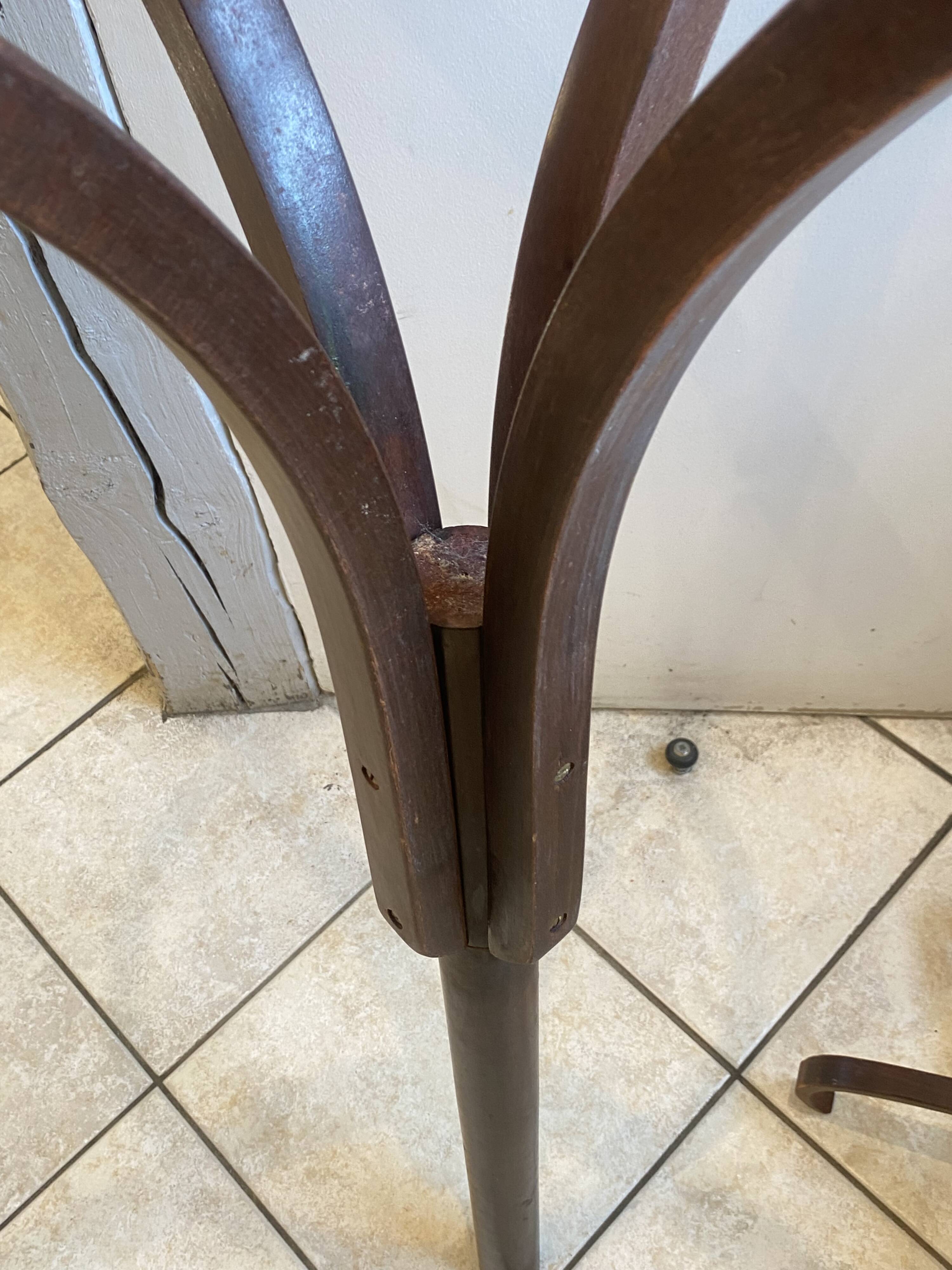 Porte manteau perroquet pivotant style bistrot 1960