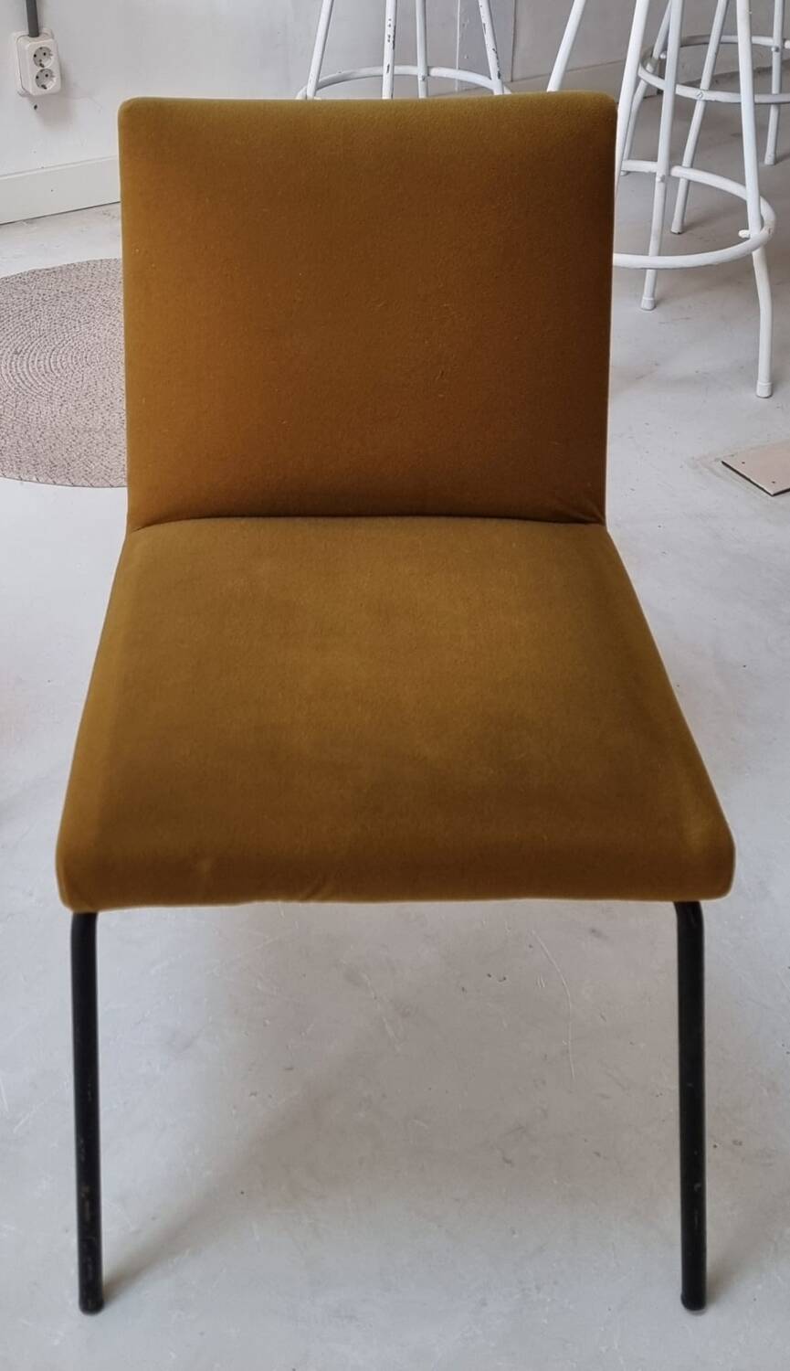 Deux chaises des années 70