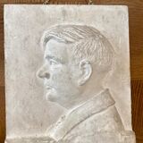 Bust of a man to hang