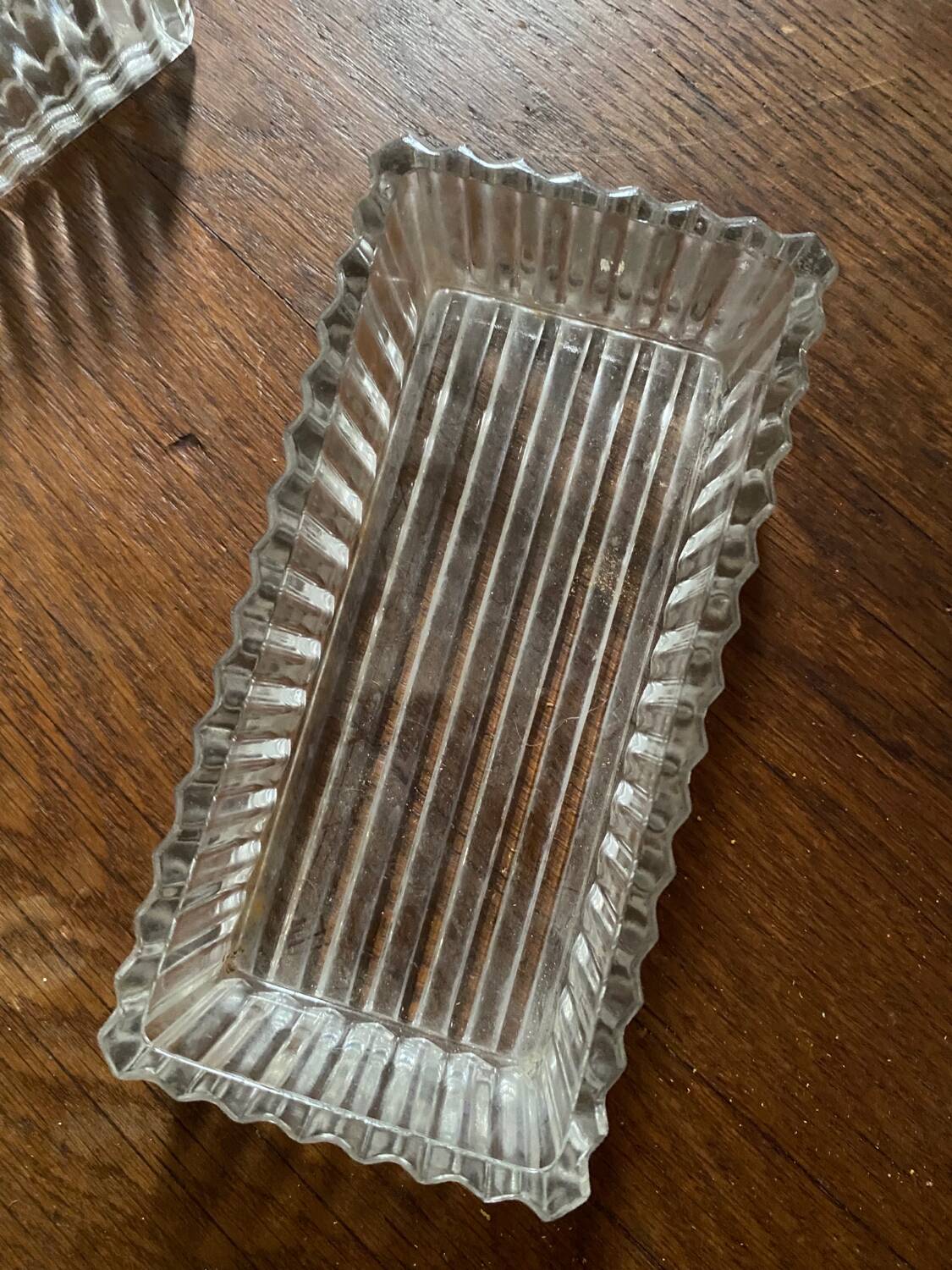 Plateau et ramequins en verre années 50.