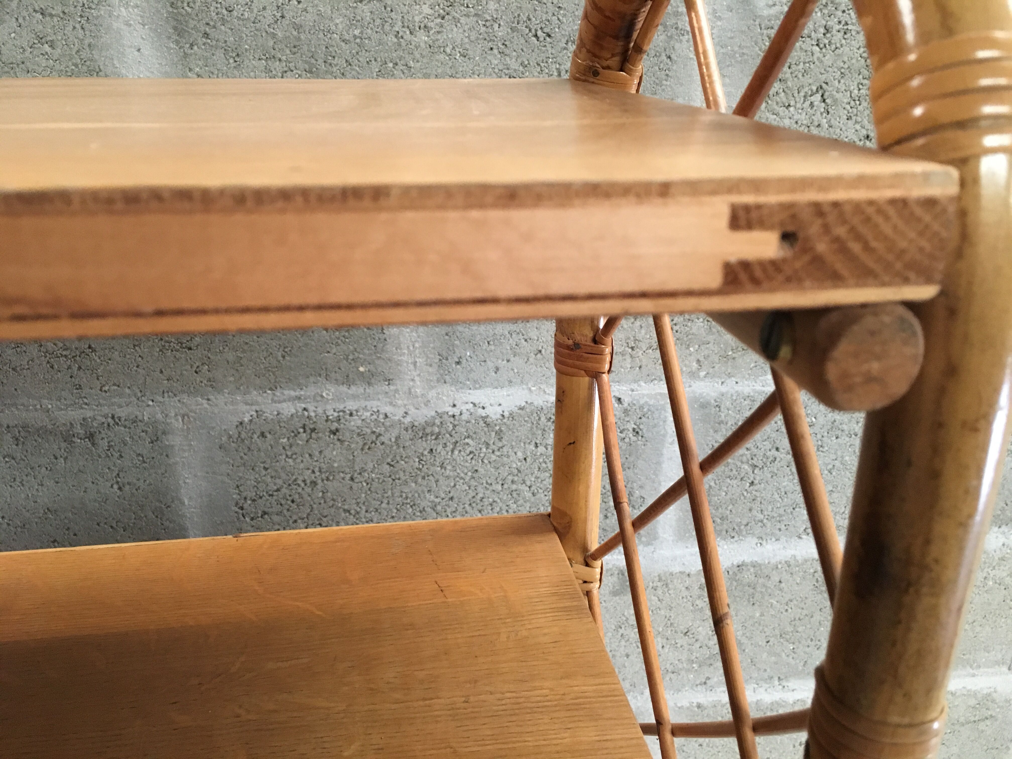 Rattan bookcase from the 60/70