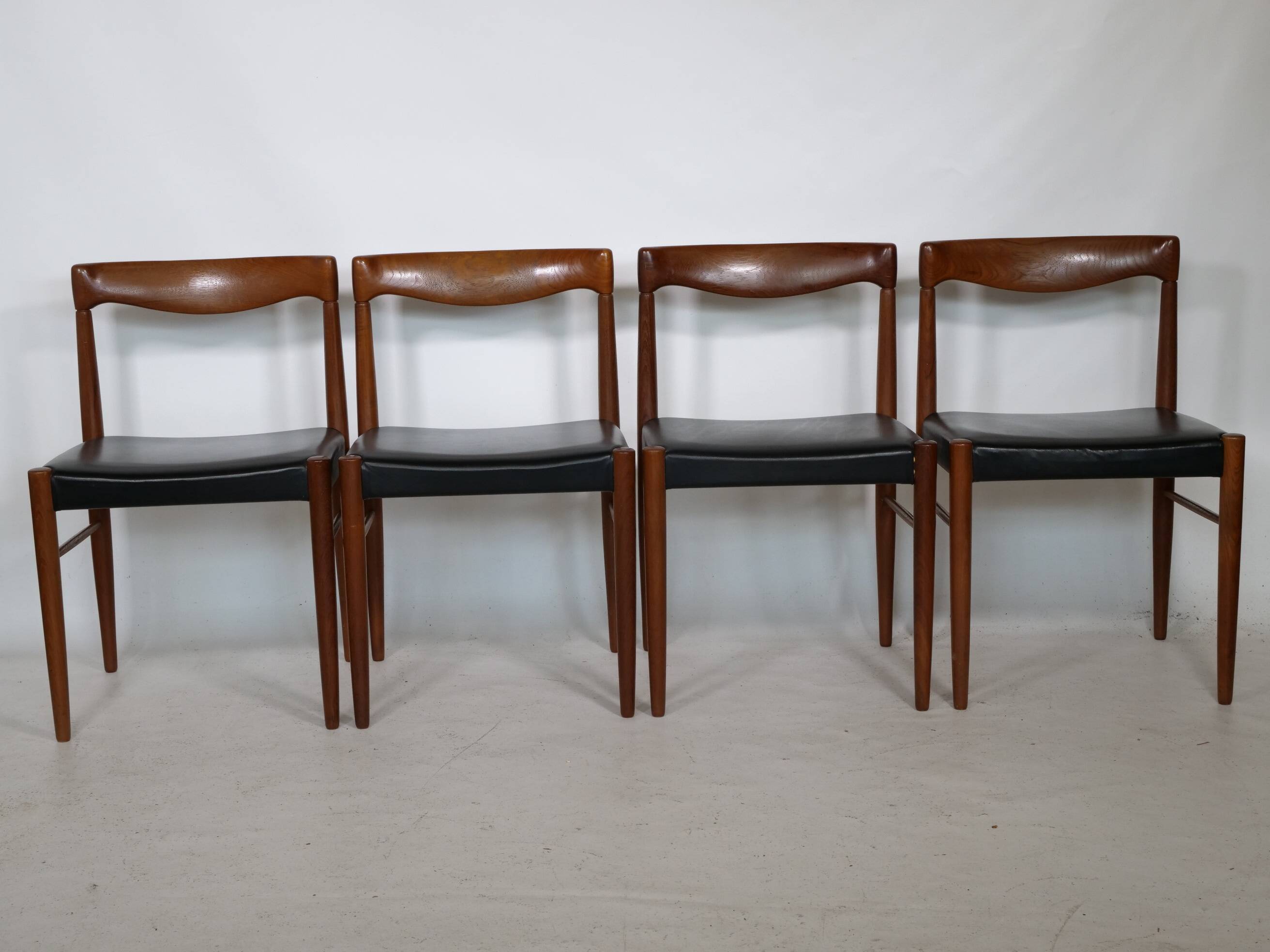 Chaises de salle à manger en teck HW Klein pour Bramin années 1960
