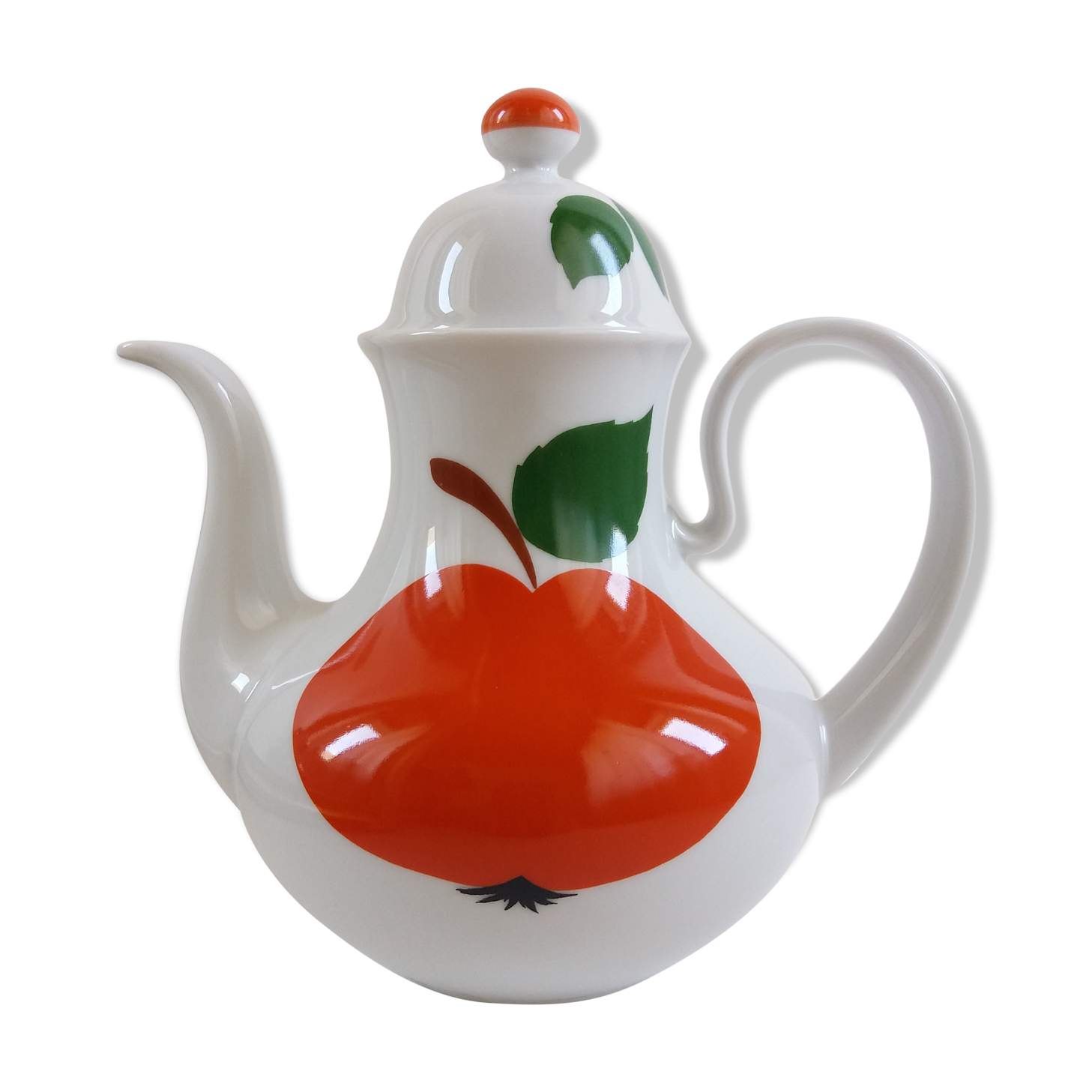 Red apple teapot