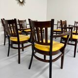 Lot de 8 anciennes chaises fauteuils de bistrot en bois et simili jaune 80’