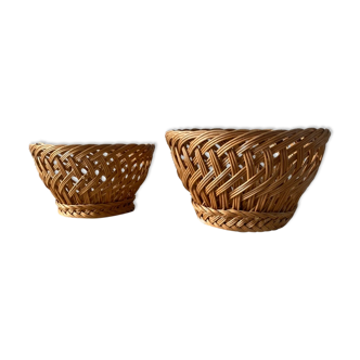 Set of 2 wicker baskets