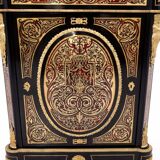 Commode boulle ancienne du milieu du 19ème siècle, France.