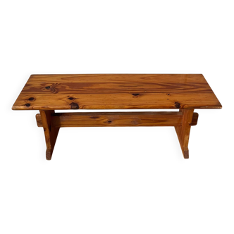 Pine bench