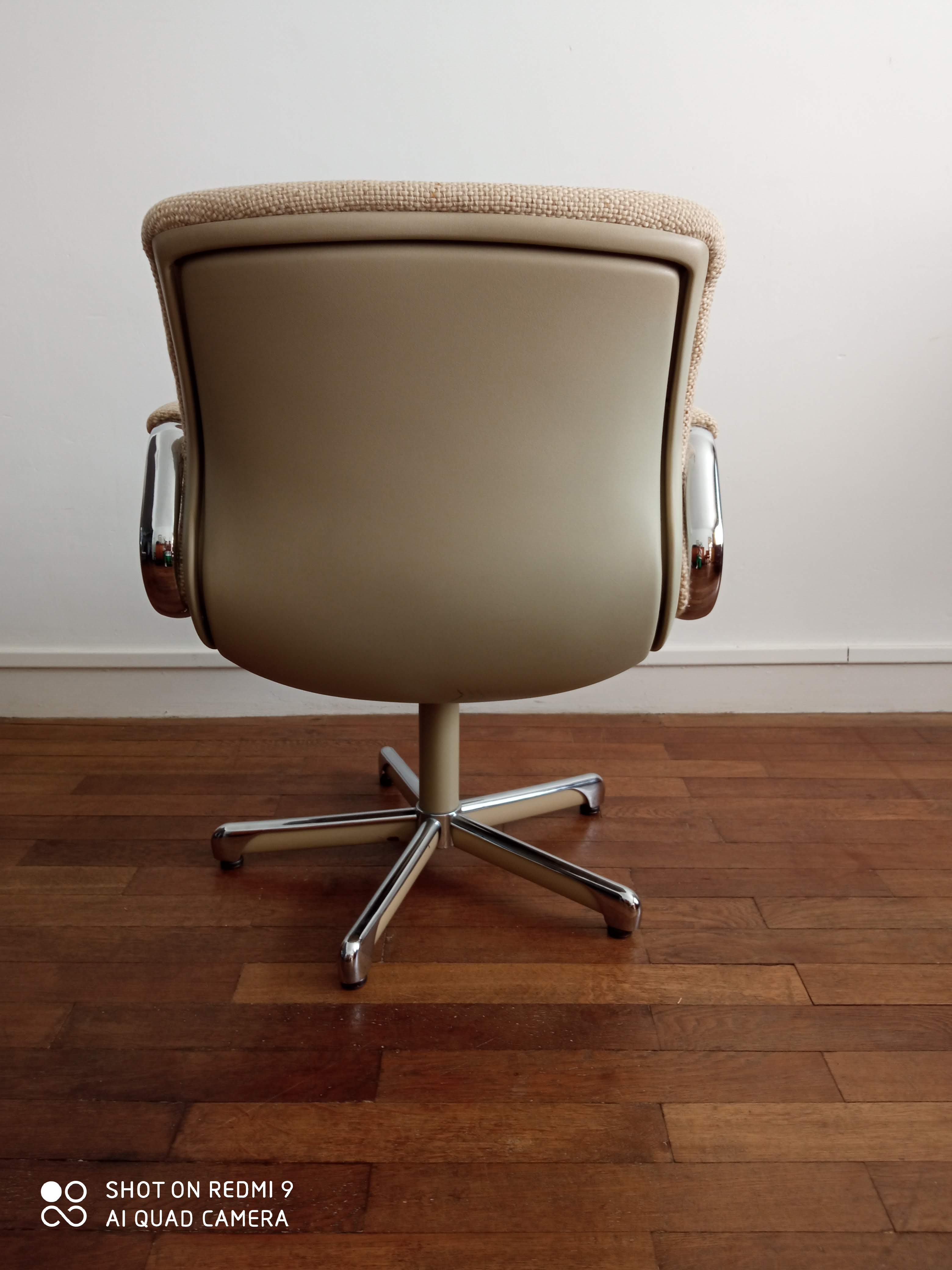 Steelcase 70s office chair