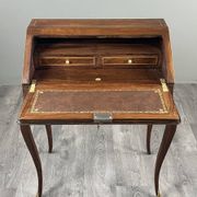 Secretary with a drop-down front in marquetry, Louis XV style, 19th century.