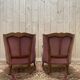 Paire de fauteuils - bergères de style Louis XV en velours rose