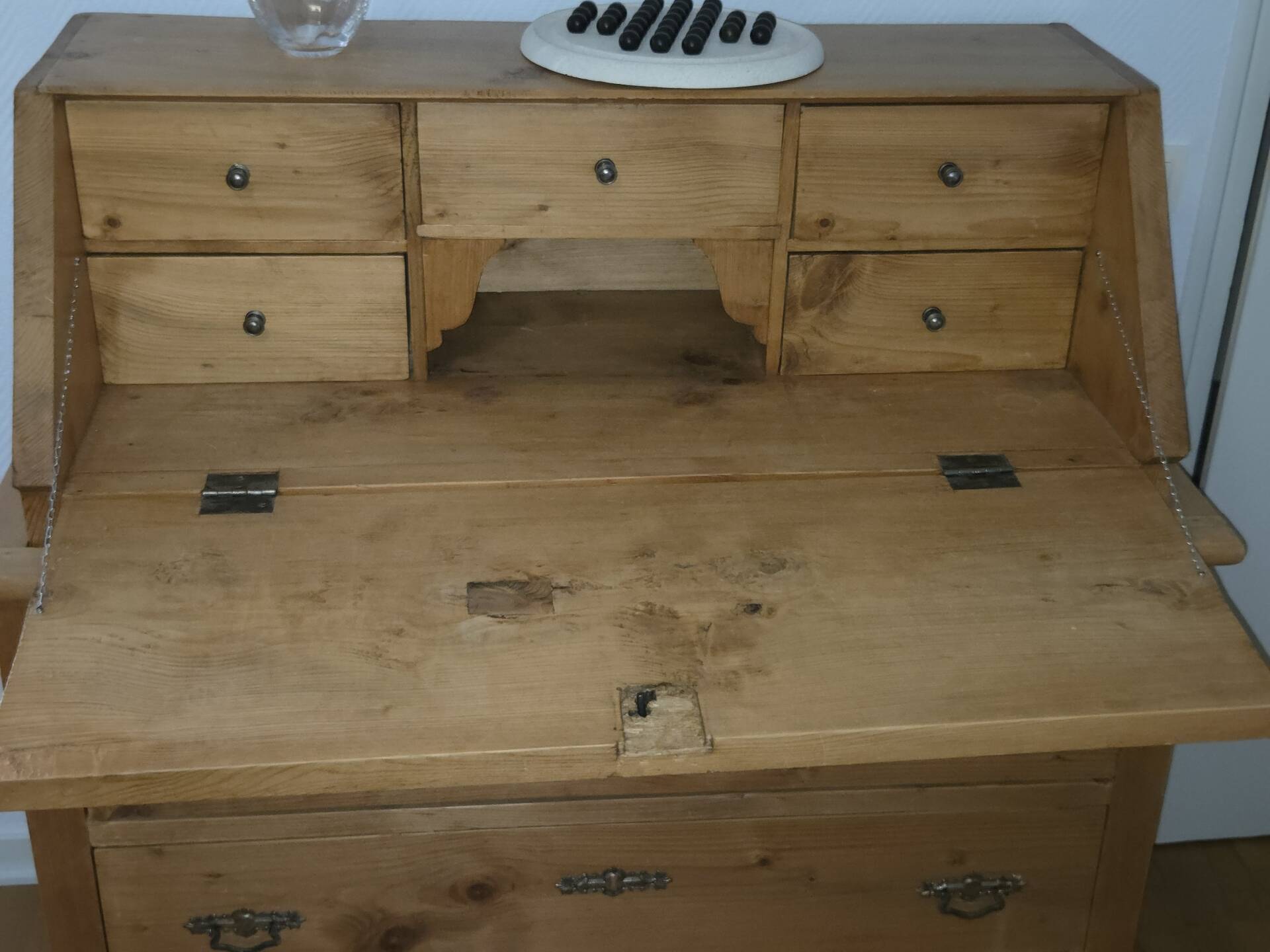 Bavarian secretary in solid pine — Natural wood