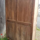 Parisian wardrobe wood in the rough "skirts"