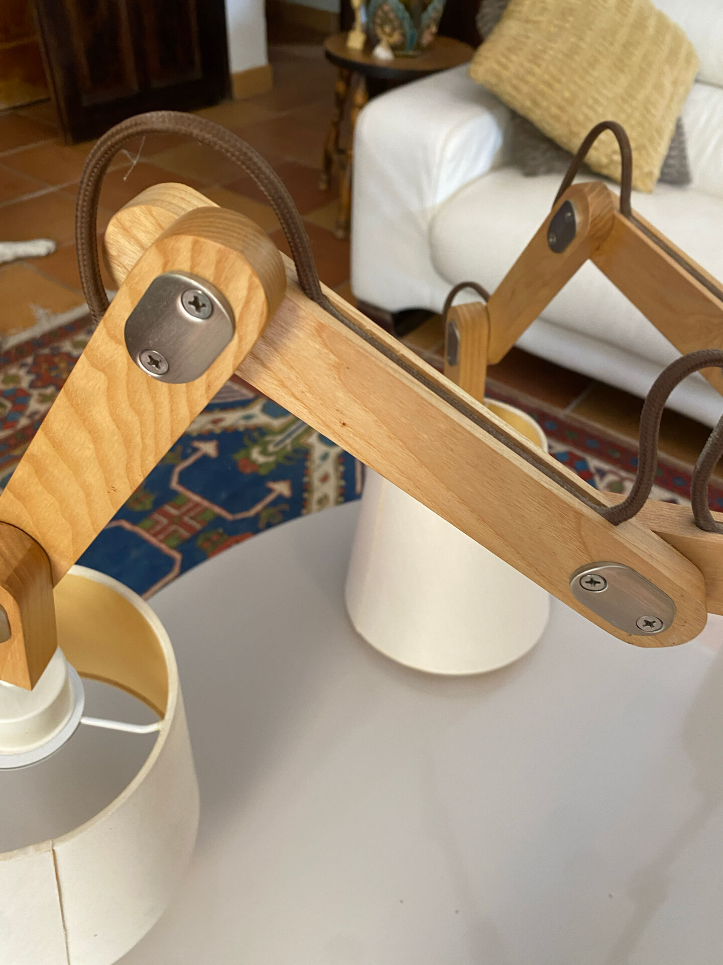 Lustre scandinave avec bras articulés