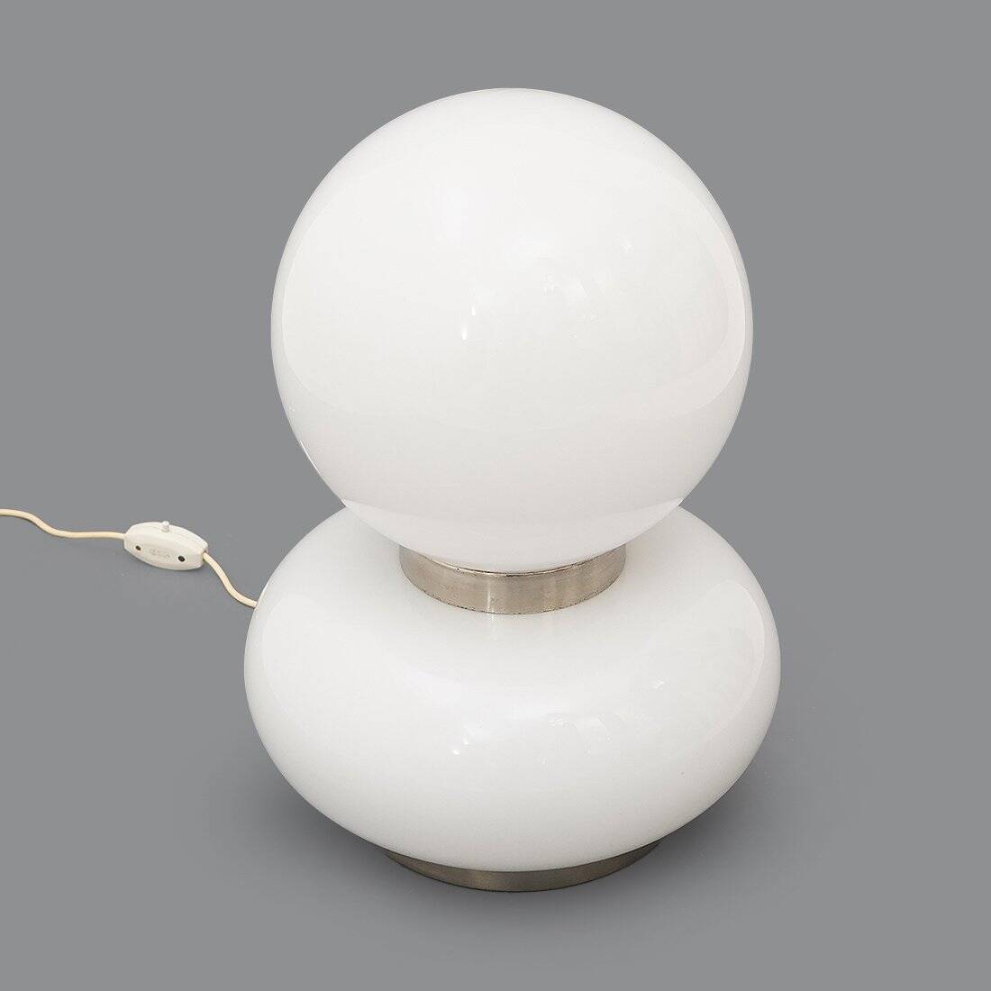 Table lamp with double white glass diffuser, 1970s