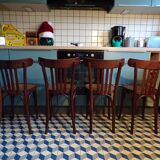 4 chaises de bistrot vintage