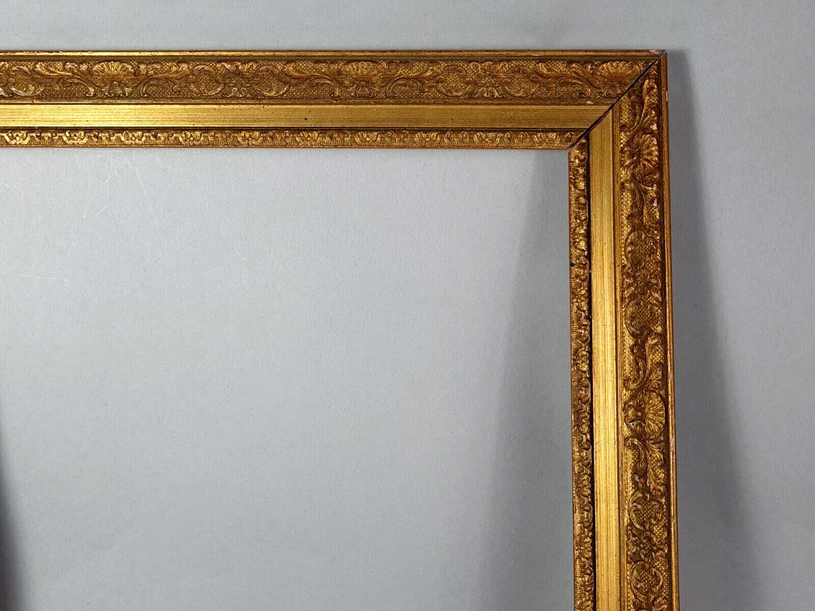 Square frame wood gilded stucco gold leaf for painting 34x34 cm SB
