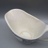 Antique sauce boat in Sarreguemines earthenware, Berthe model.