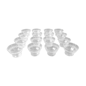 Lot of 16 glass cups vintage 60 glass pressed engraved