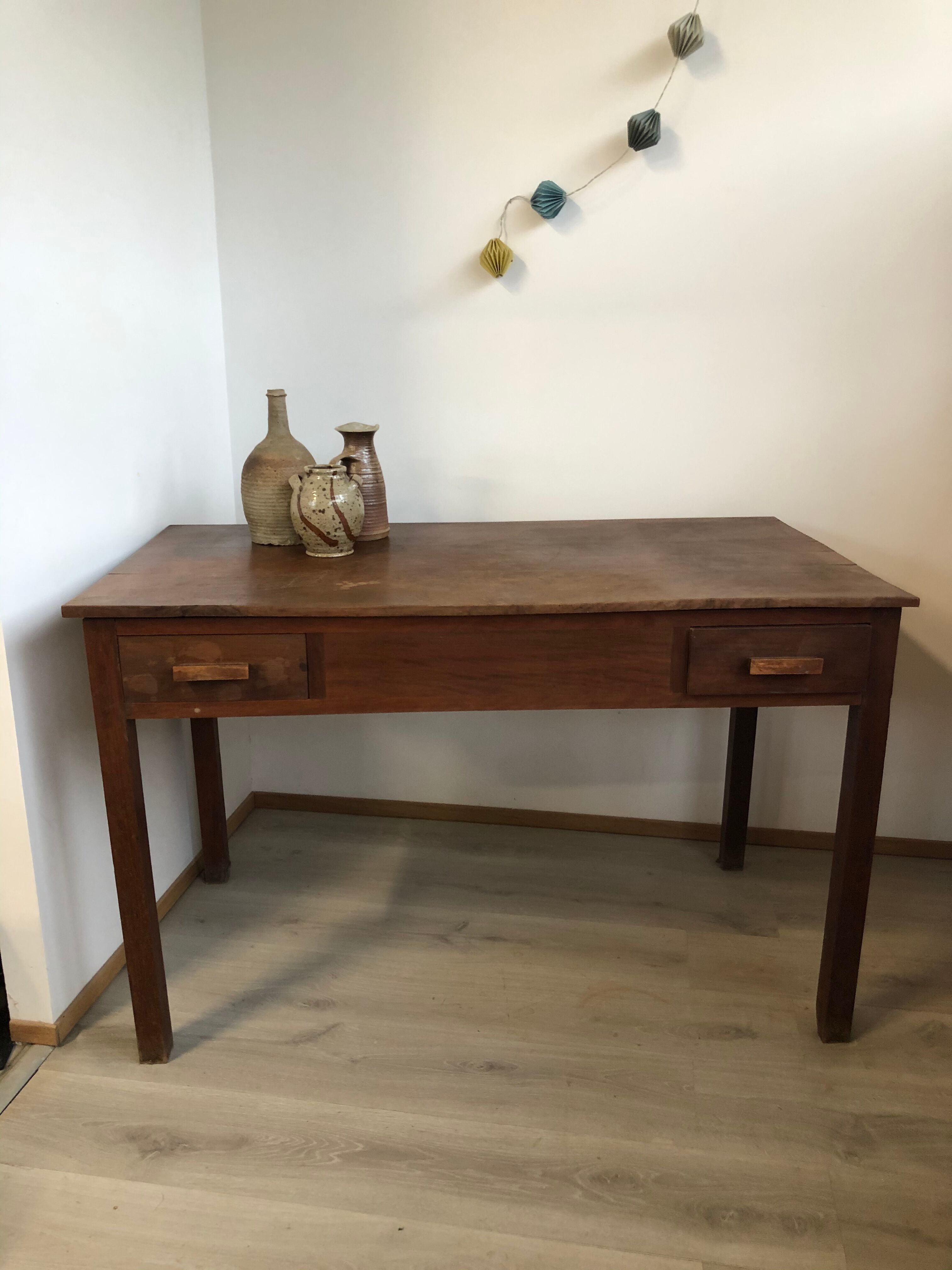 Bureau colonial années 50 en palissandre de Madagascar