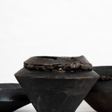 Vase en grès dorée et noir