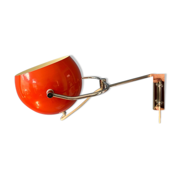 Red Gepo wall lamp