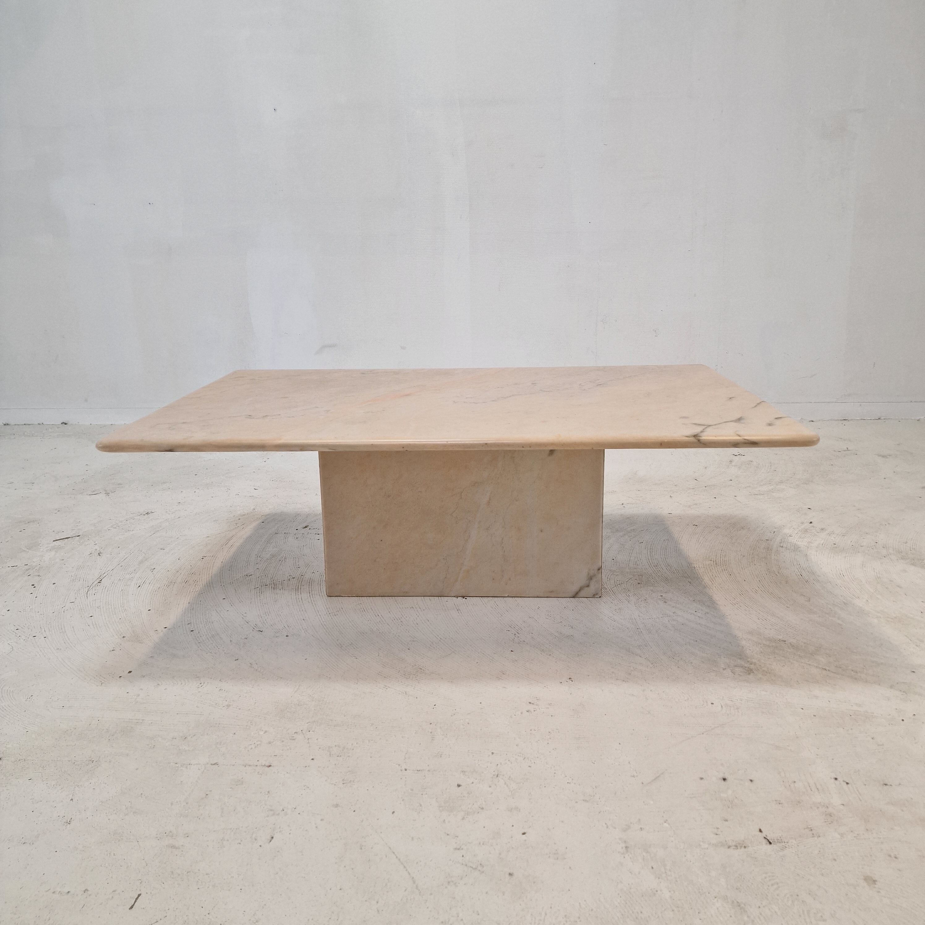 Table basse en marbre italien, années 1980