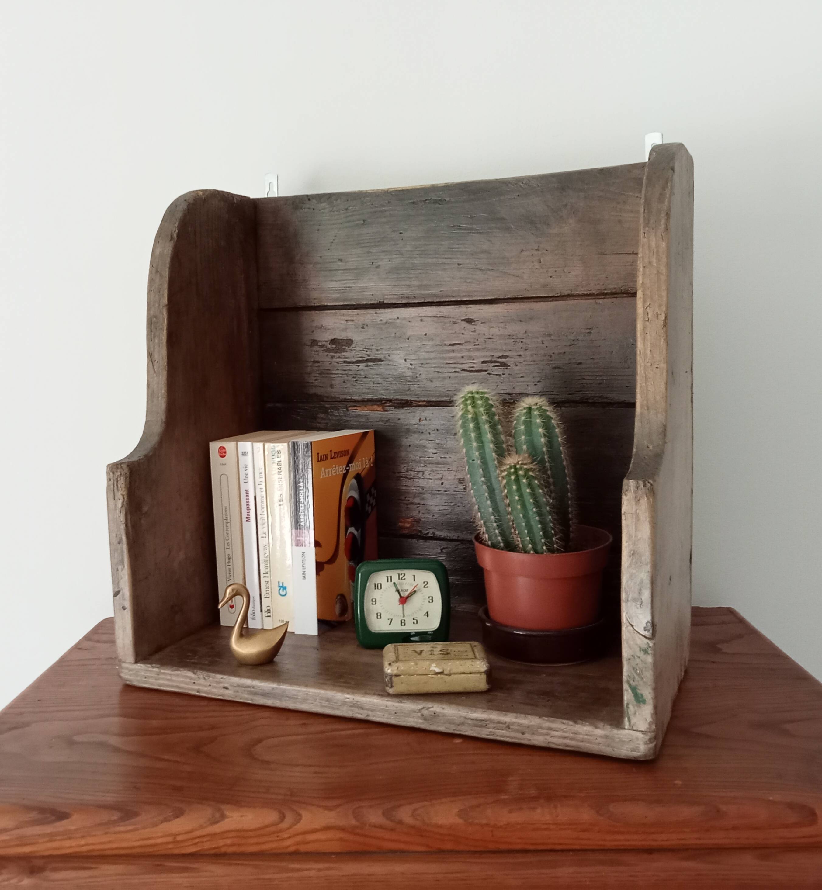 Old wall shelf Triolot