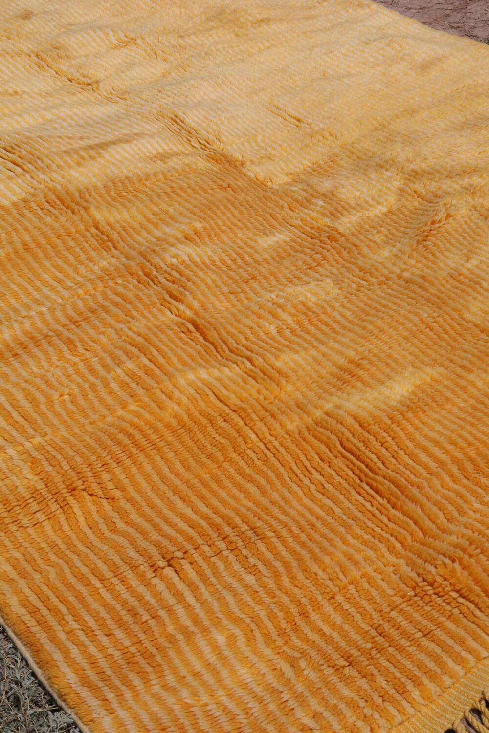 Tapis marocain Mrirt jaune d’or