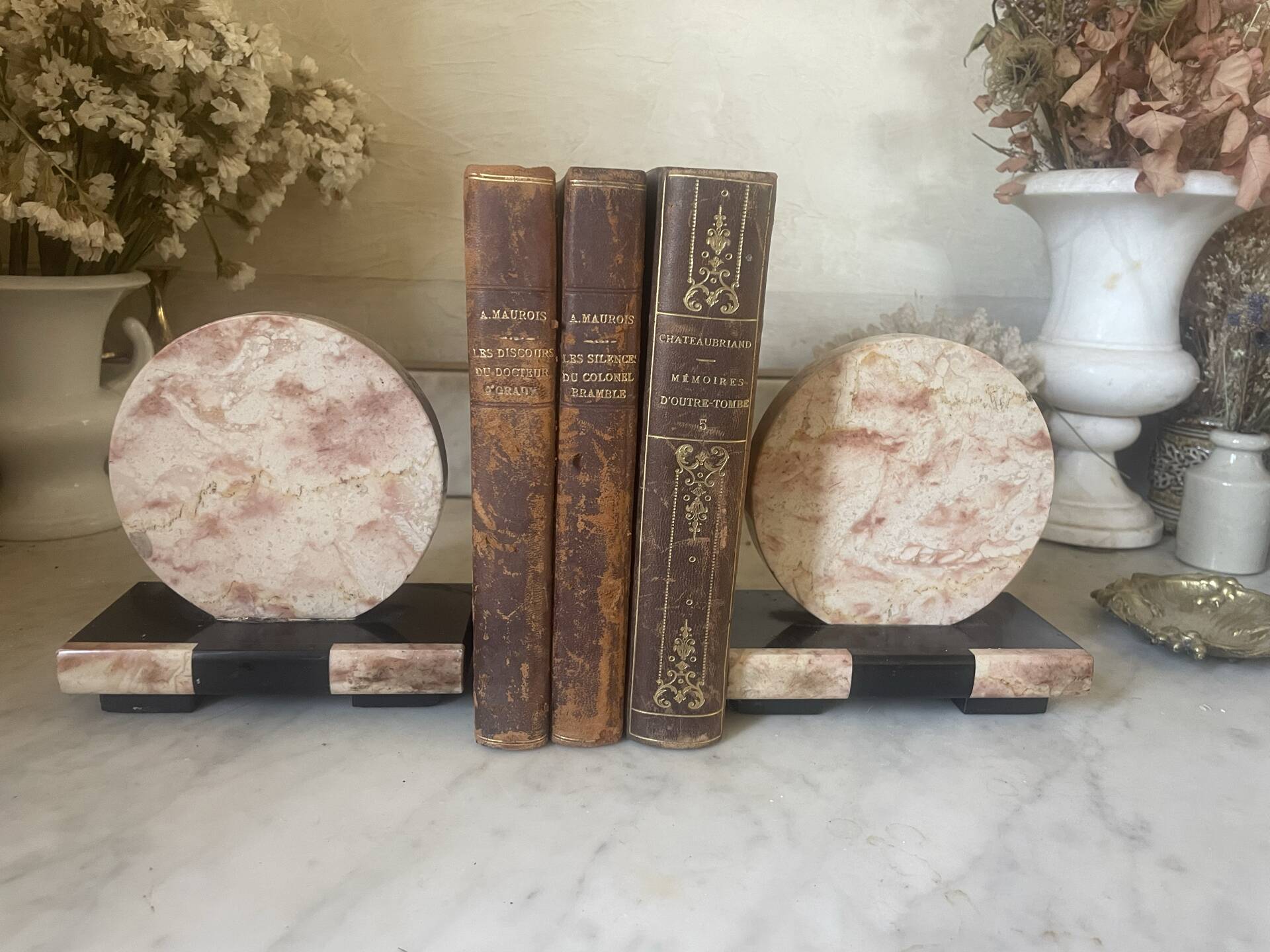 Pair of Art Deco marble and onyx bookends