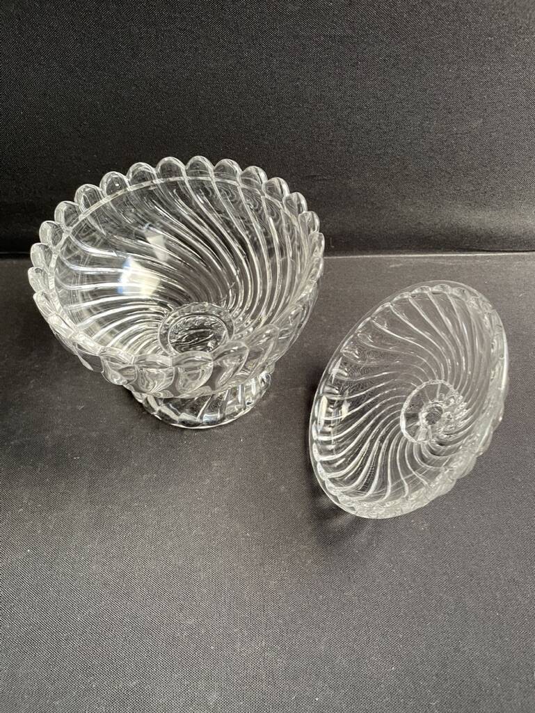 Molded crystal sugar bowl – Baccarat Twisted bamboo