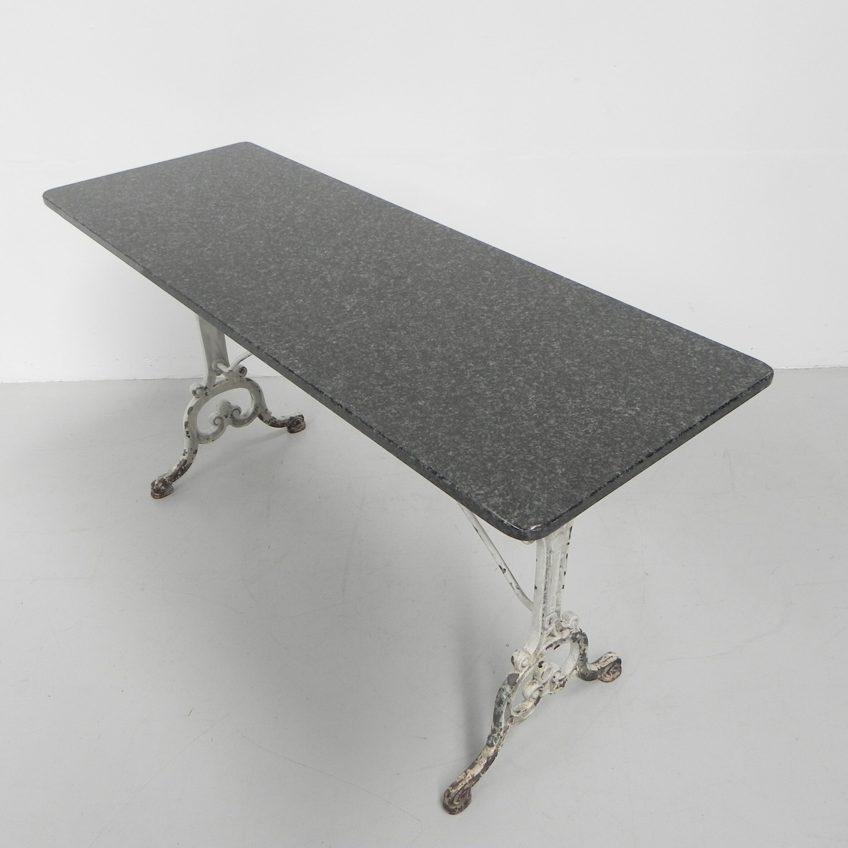 XL Garden table made in Paris, bistro table with granite top