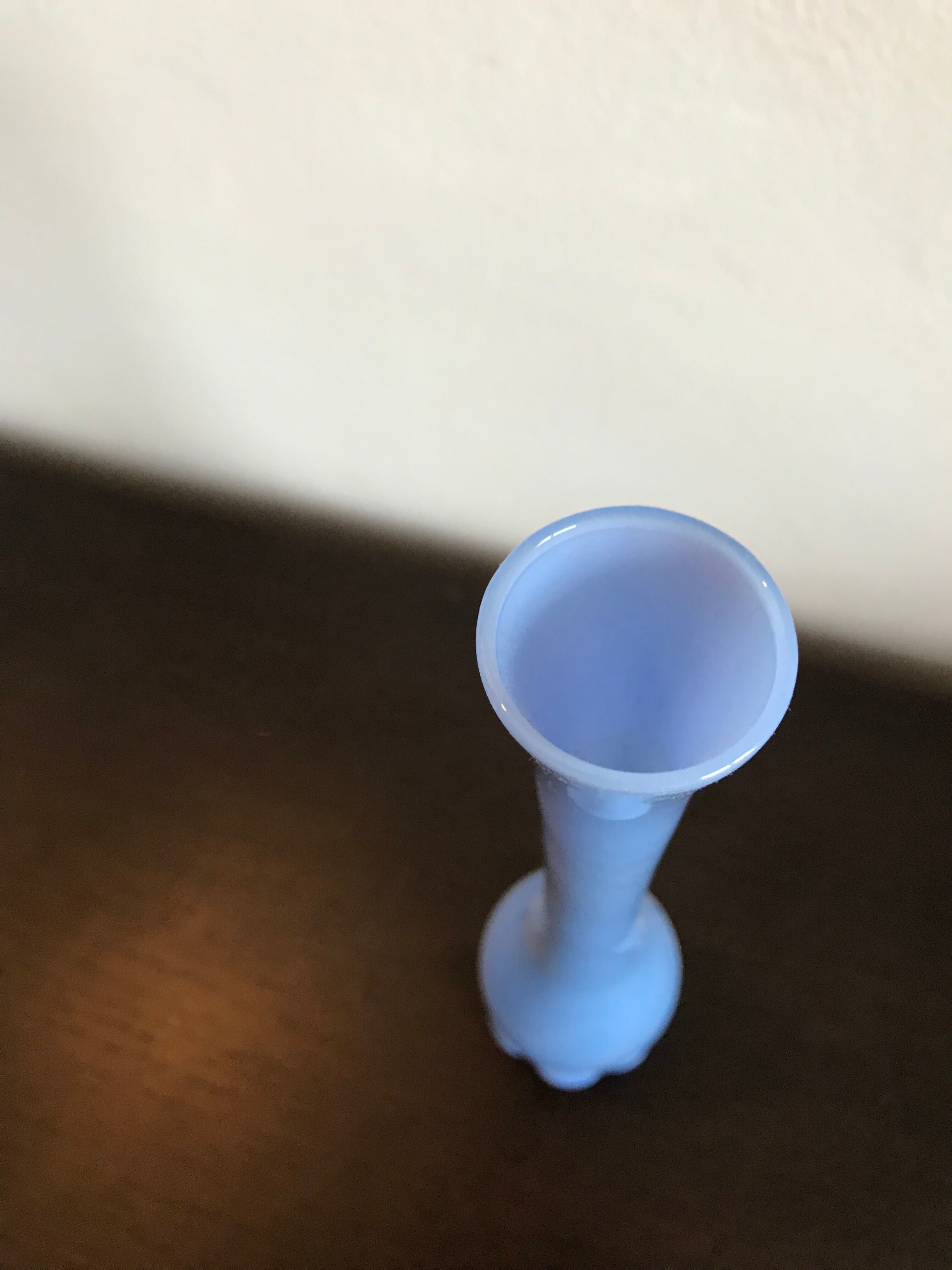 Blue soliflore in opaline