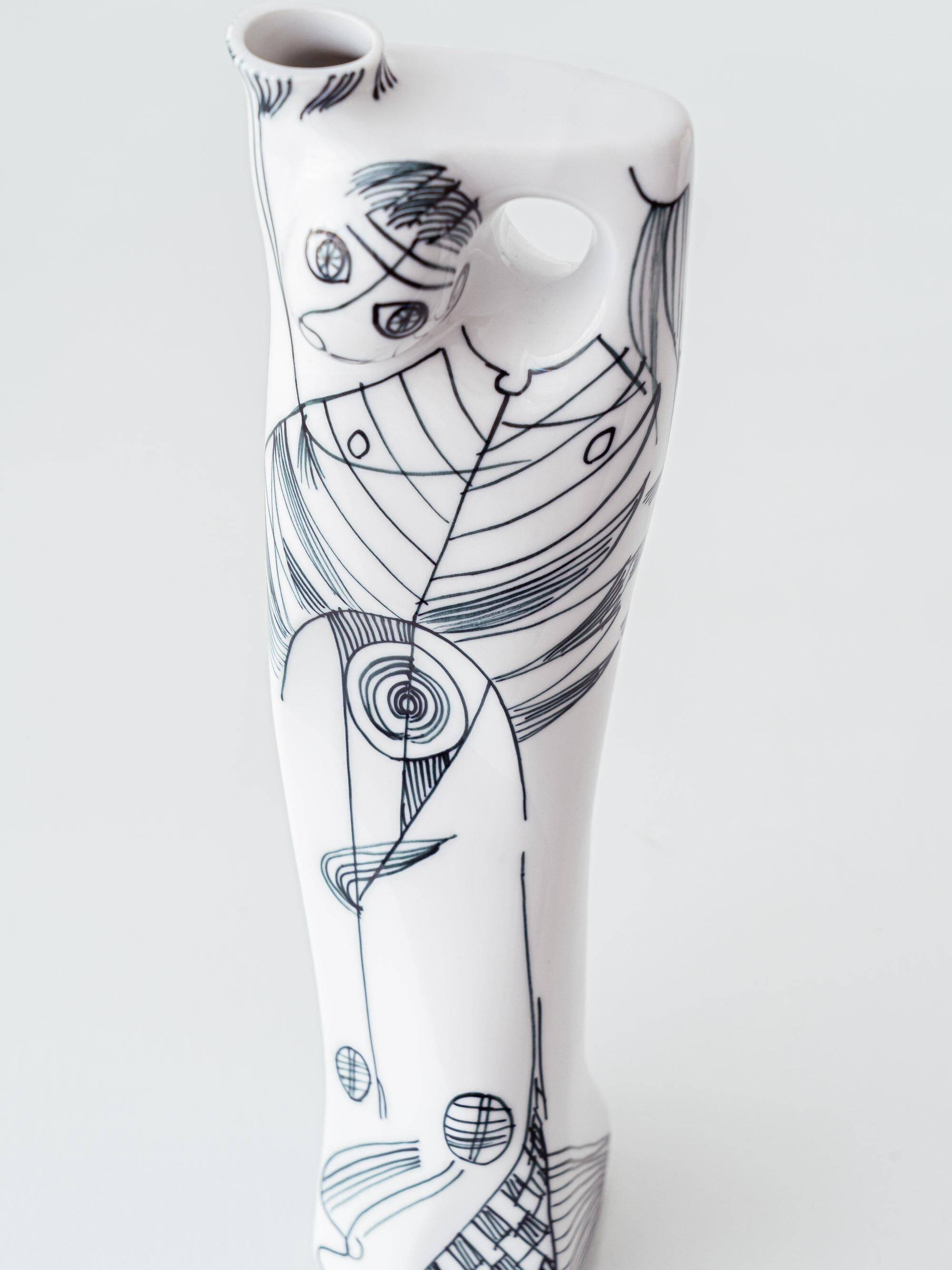 Pair of modernist nude figurative vases in porcelain by Sargadelos.