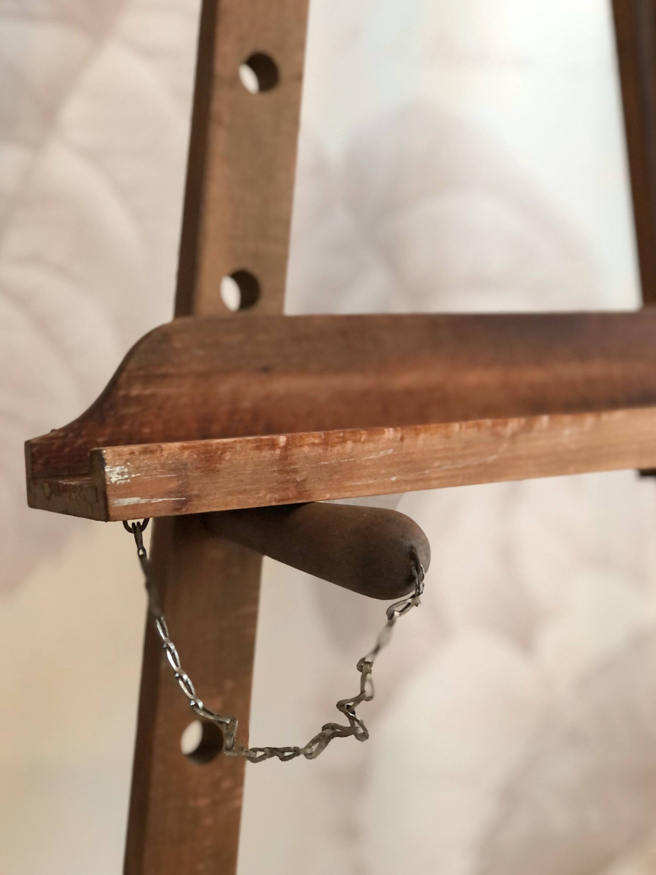 Solid wood painter's easel dating from the early 20th century