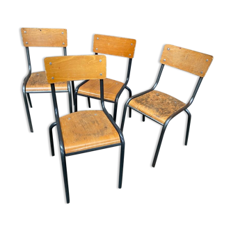 Lot de 4 chaises d’école vintage