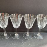 4 Verres à vin cristal taillé