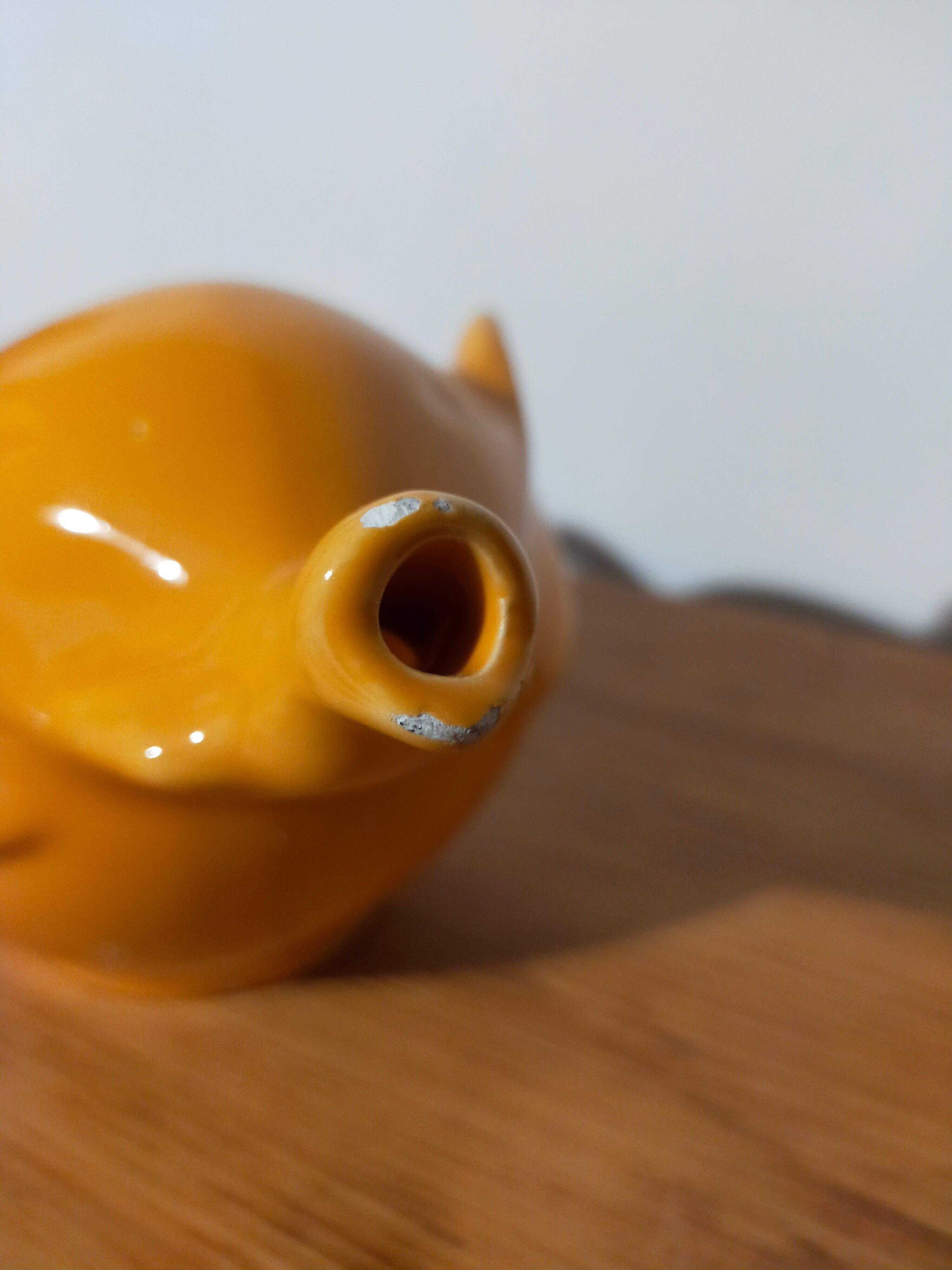 Vintage teapot Yellow elephant