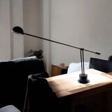 Lampe de table design italienne des années 1990 - Bras d'équilibrage à contrepoids minimaliste