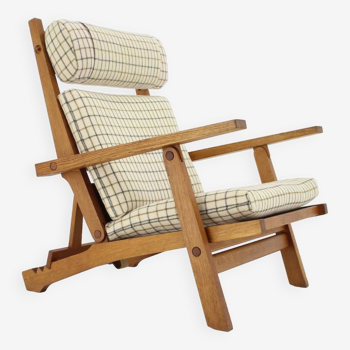 Hans J. Wegner Oak Reclining Lounge Chair Model AP71, Denmark 1968