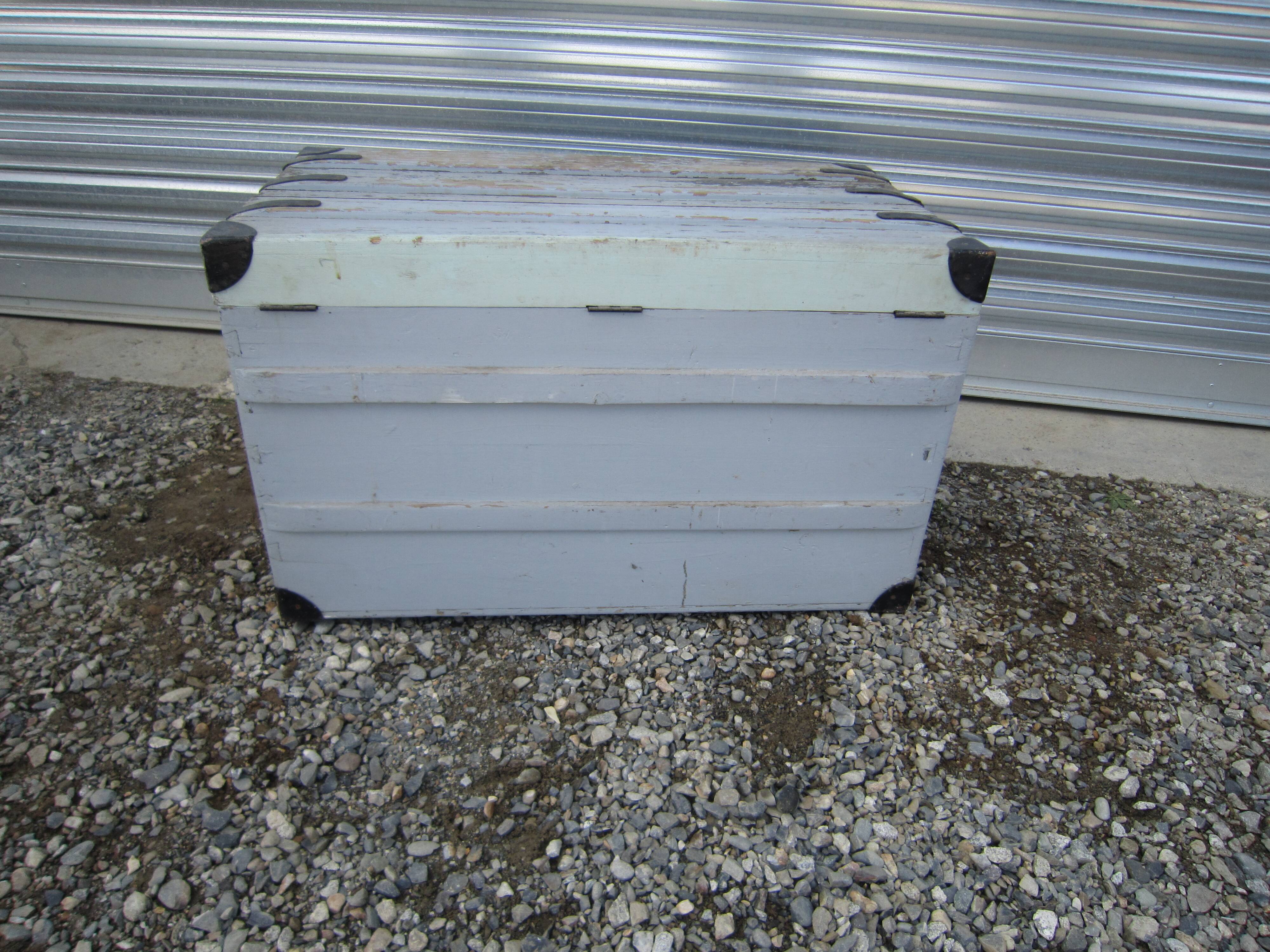 Wooden storage travel trunk