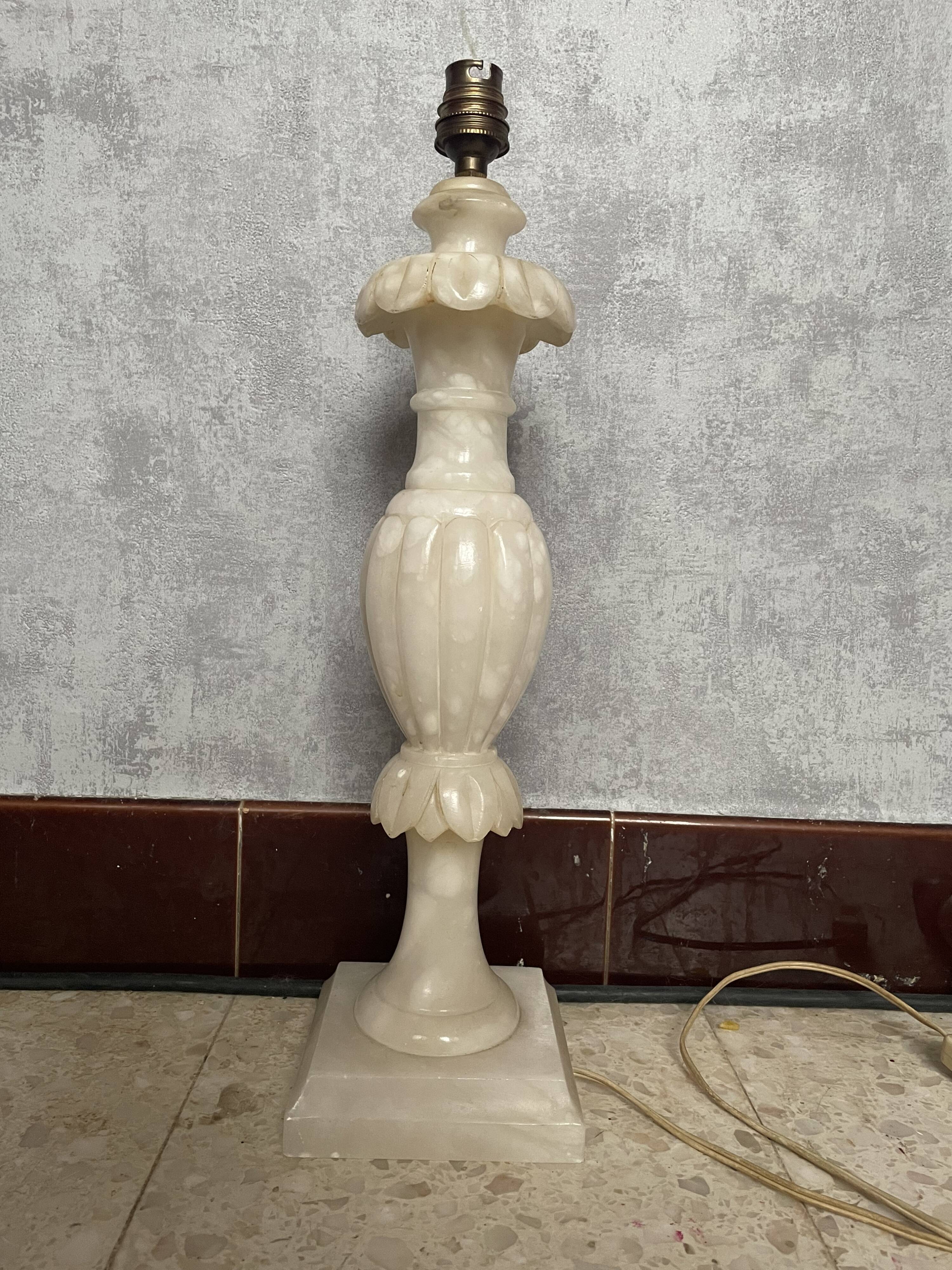 Alabaster lamp foot