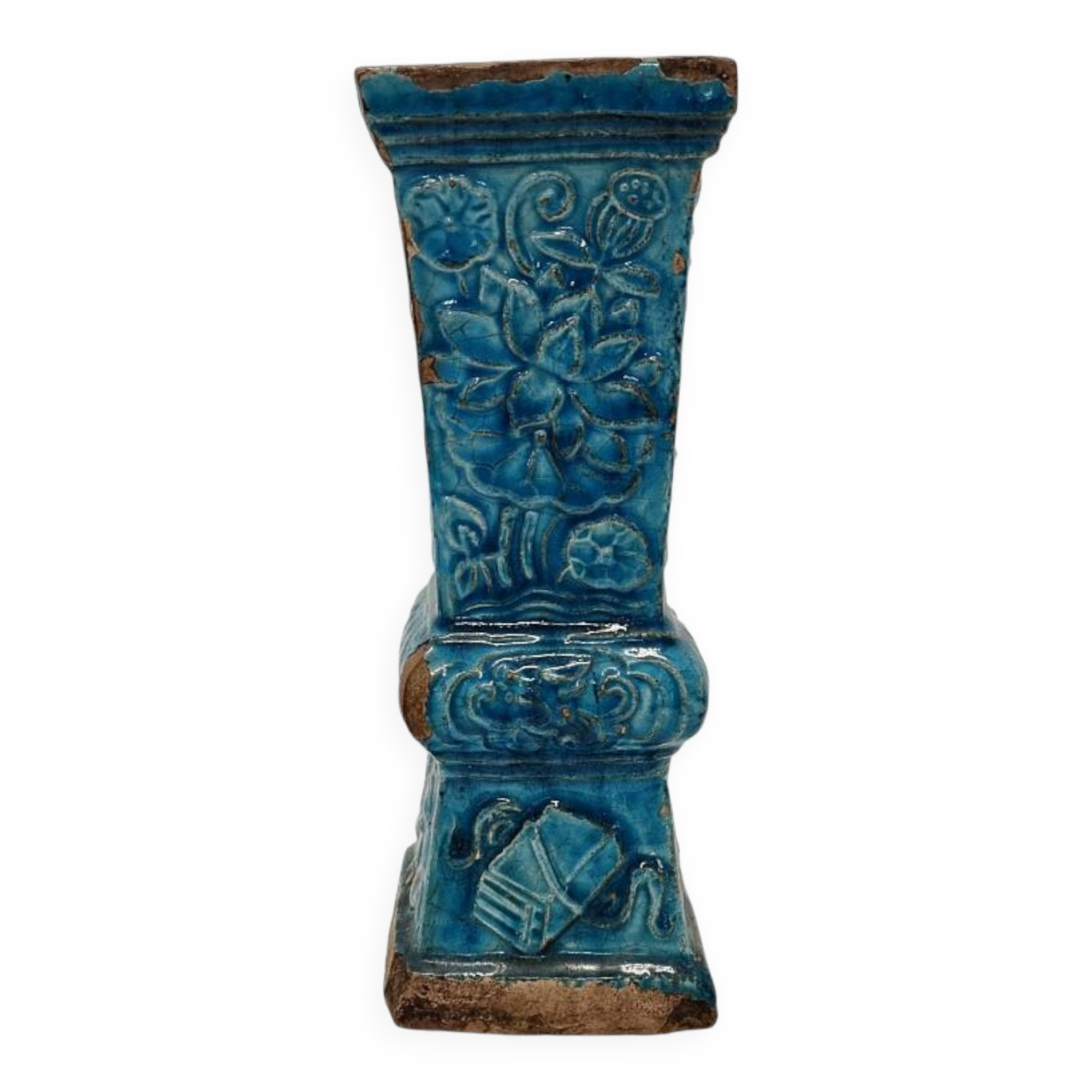Chinese Ceramics Gu Vase Ming Dynasty, mid 1600s