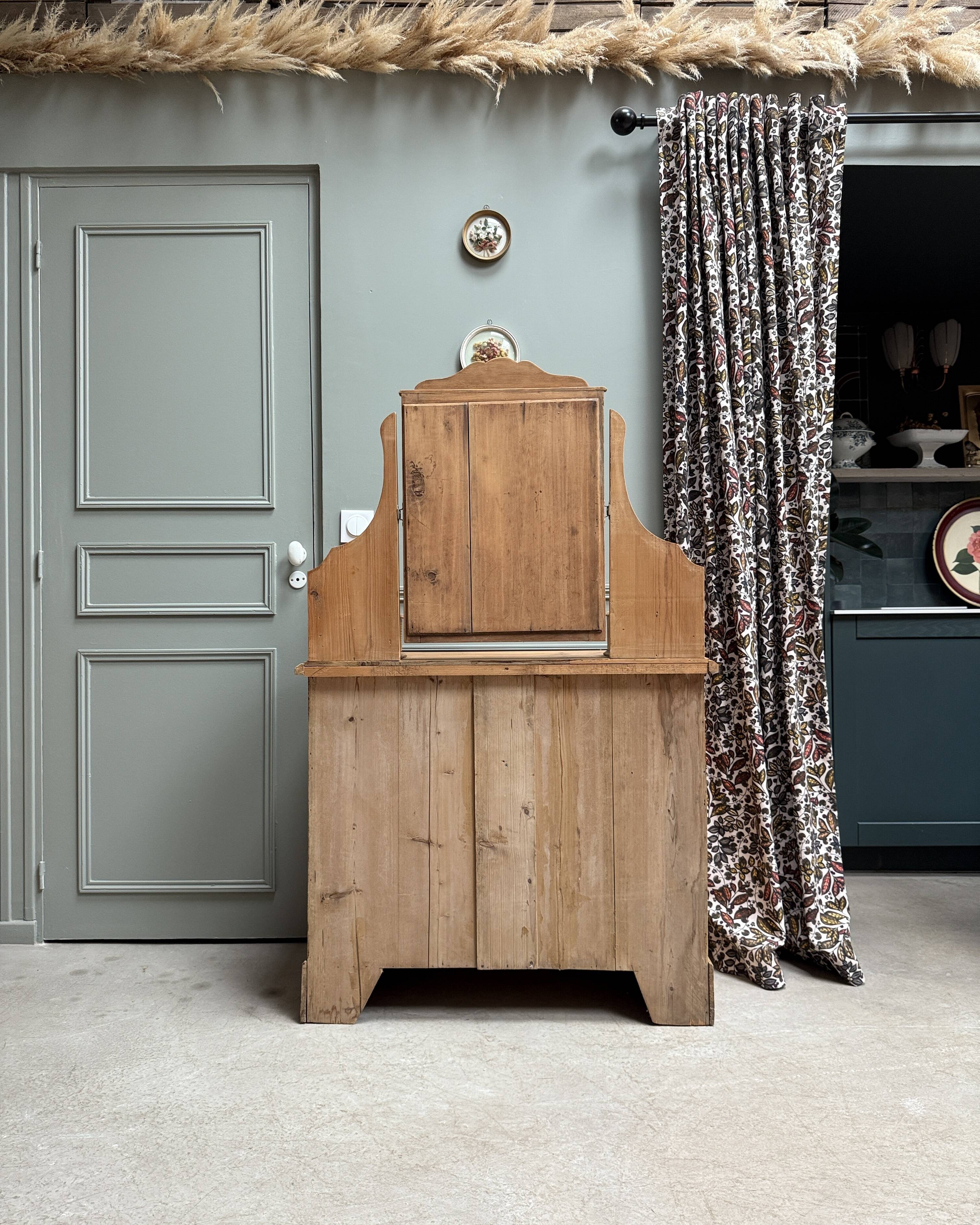 English dresser (renovated)