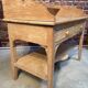 Meuble de toilette ancien en bois brut