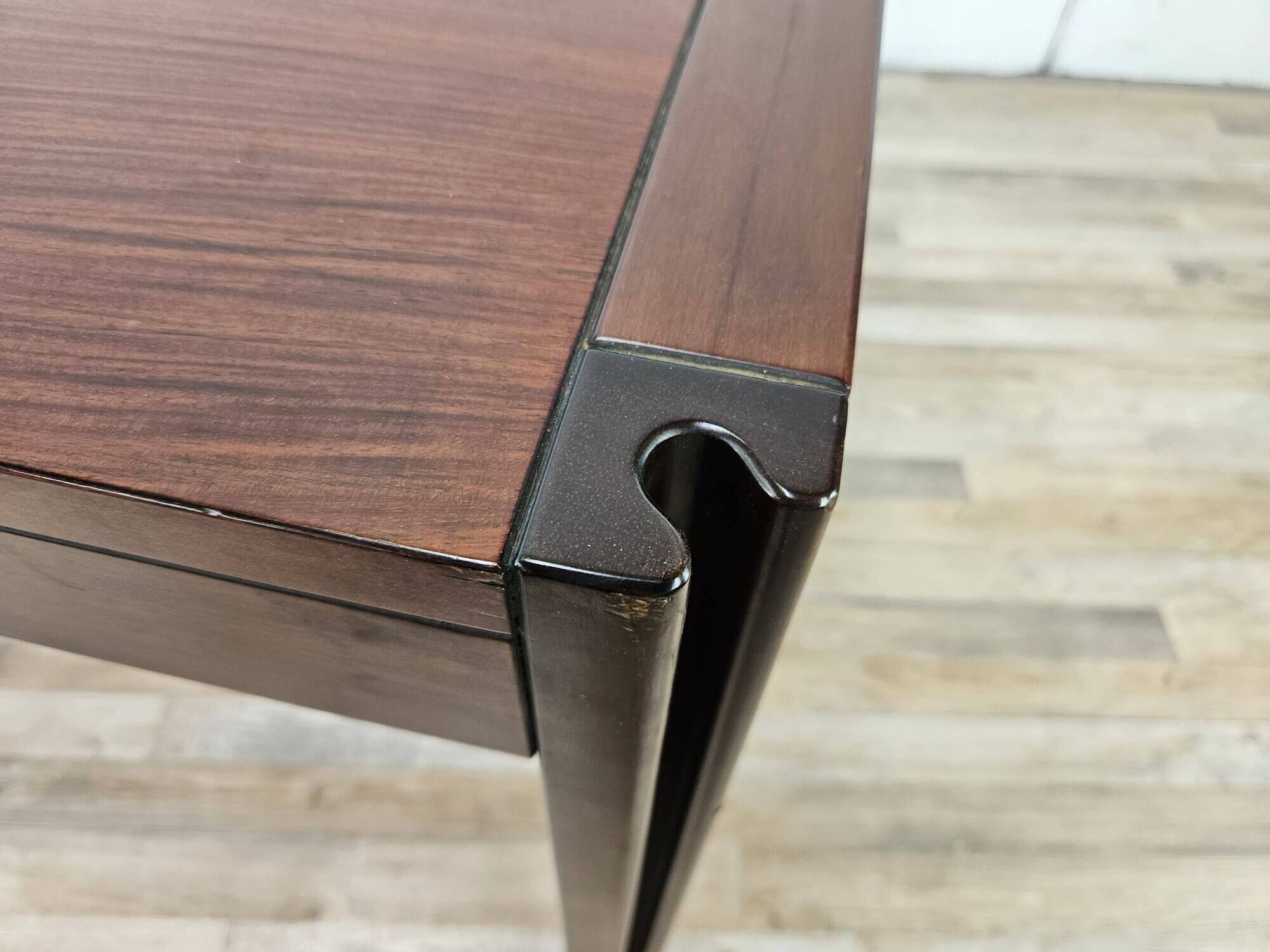 4D extendable dining table by Angelo Mangiarotti for Molteni, 1970
