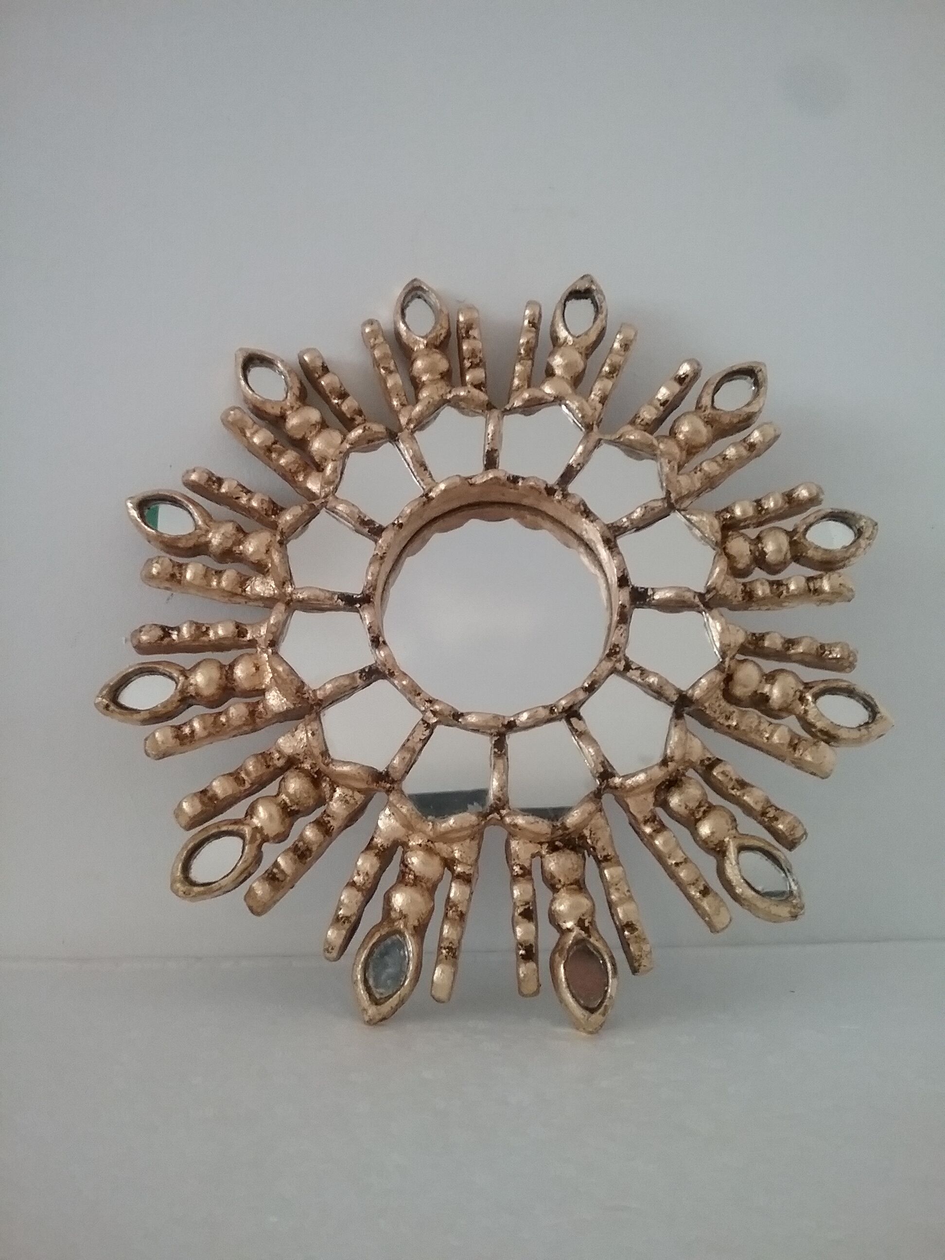 Closed-wall edify sun mirror - 27cm