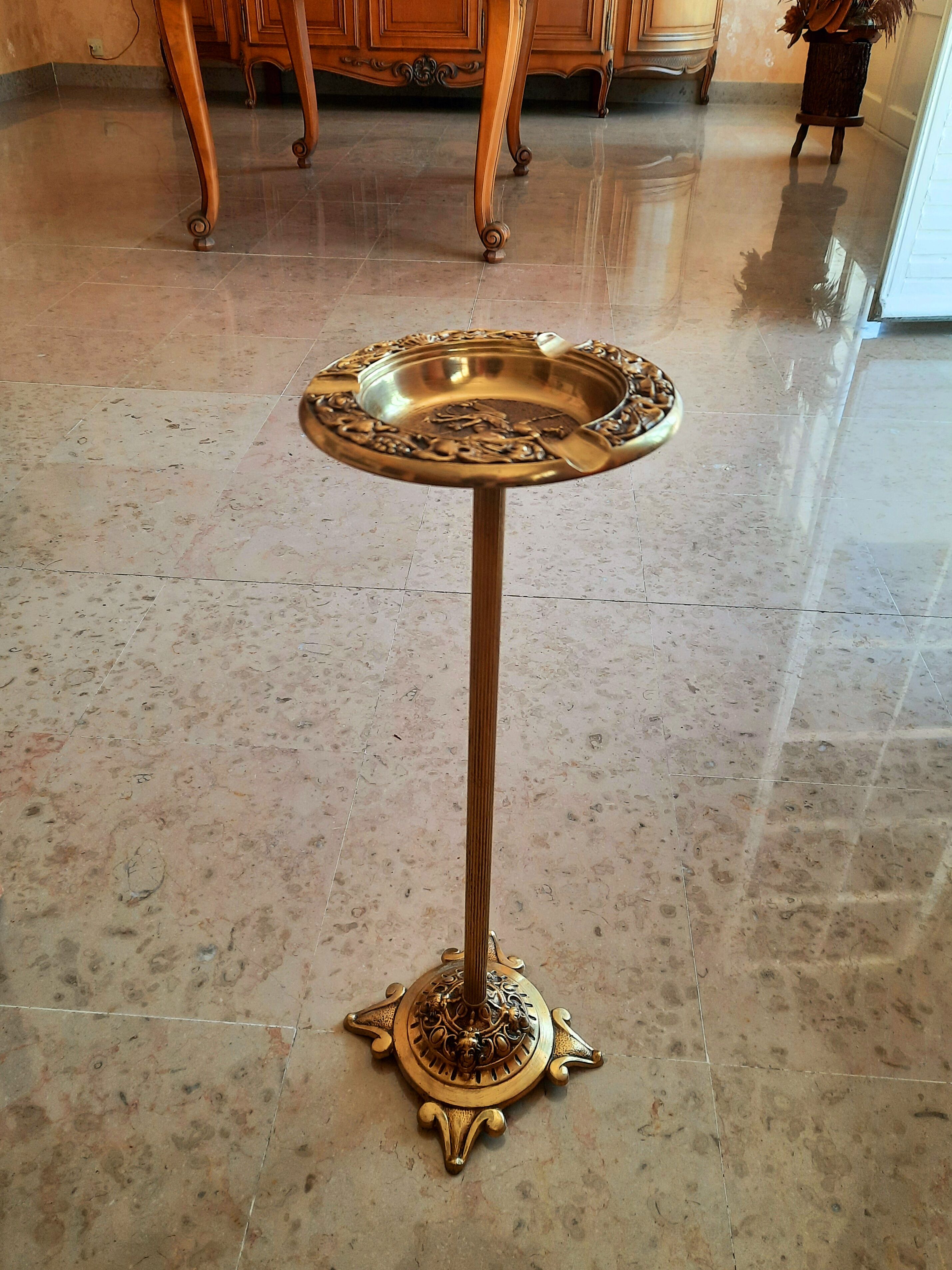 Solid bronze standing ashtray