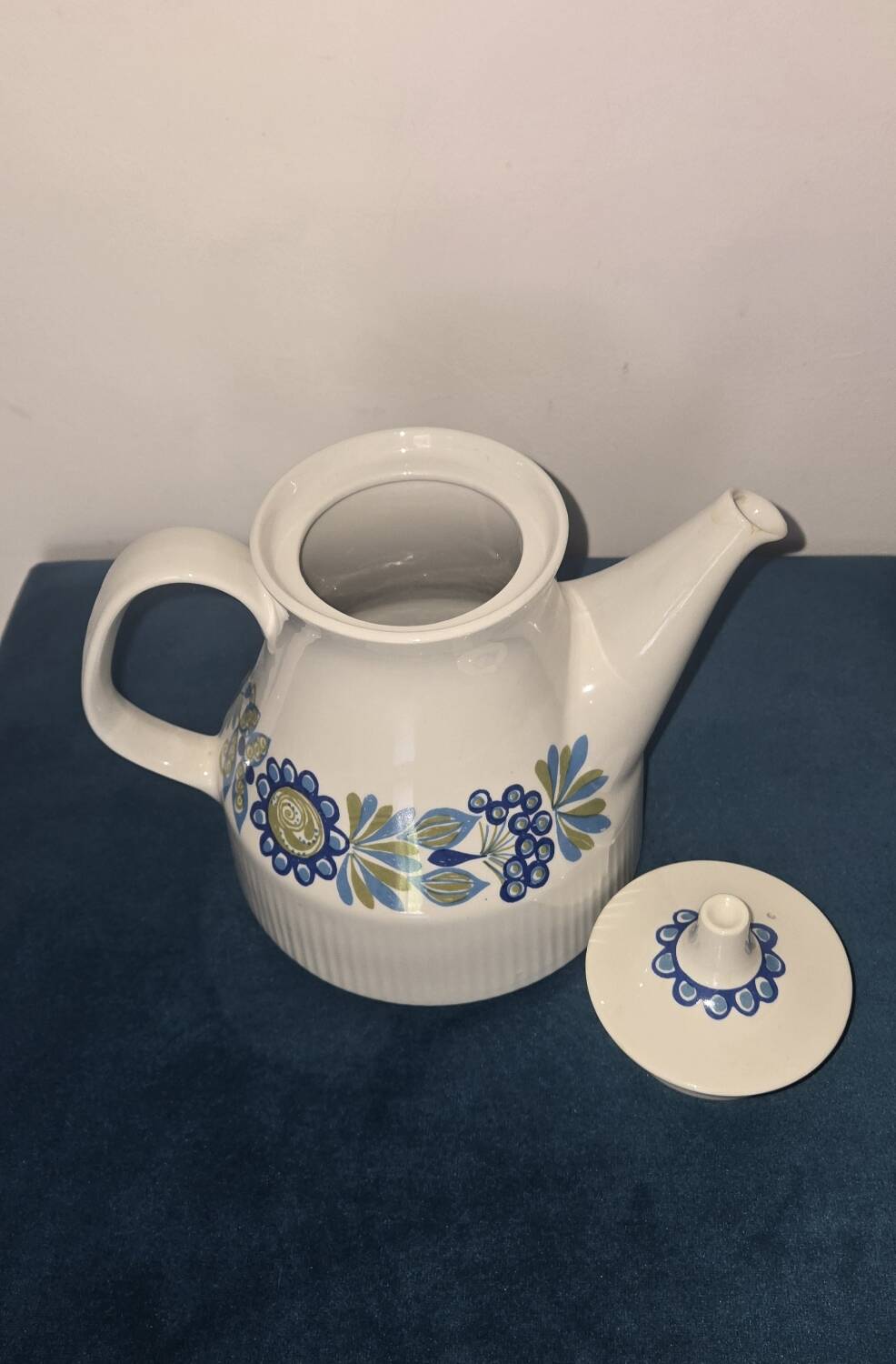 Vintage Viking teapot Figgjo Flint Turi Tor
